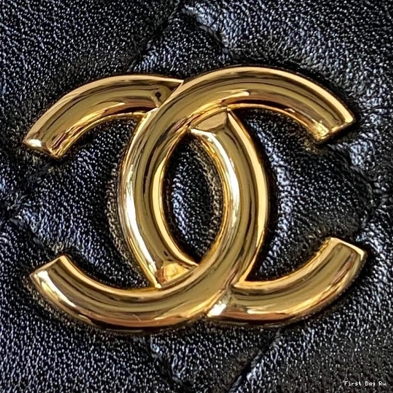 First Bag Ru CHAIN CHANELUTCH CHANEL WITH 0721